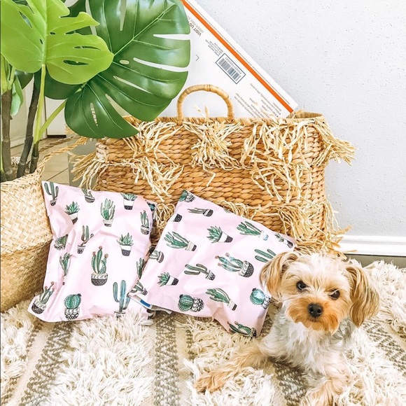 Meet your Posher, Dannielle 🌸🌼 - Picture 5 of 6